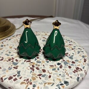 Rae Dunn Christmas salt and pepper shakers